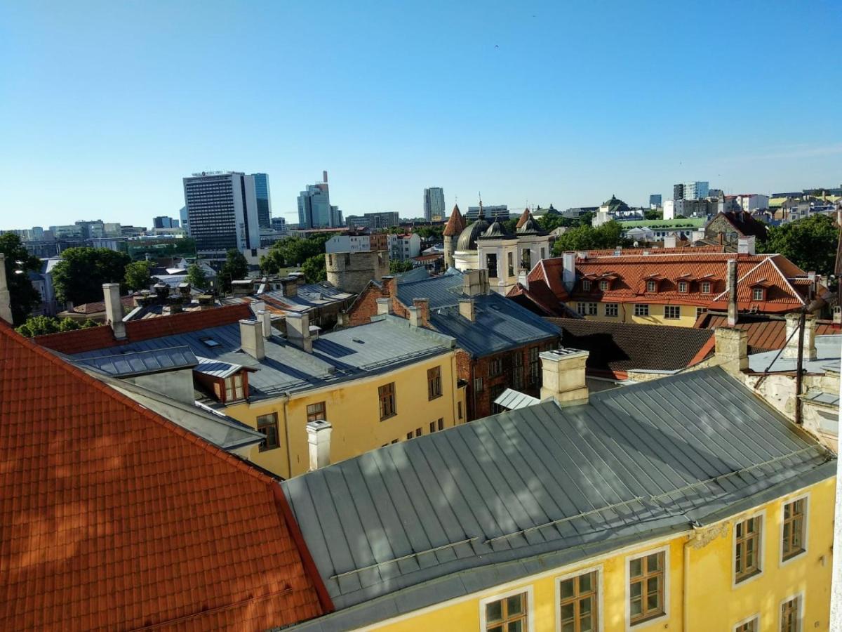 Cozy Oldtown Studio With Magnific City View Tallinn Ngoại thất bức ảnh