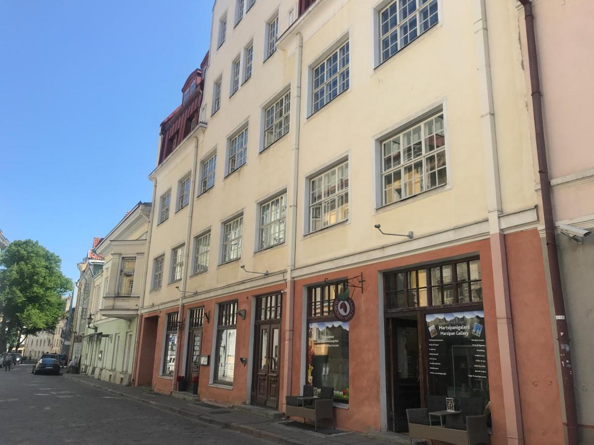 Cozy Oldtown Studio With Magnific City View Tallinn Ngoại thất bức ảnh