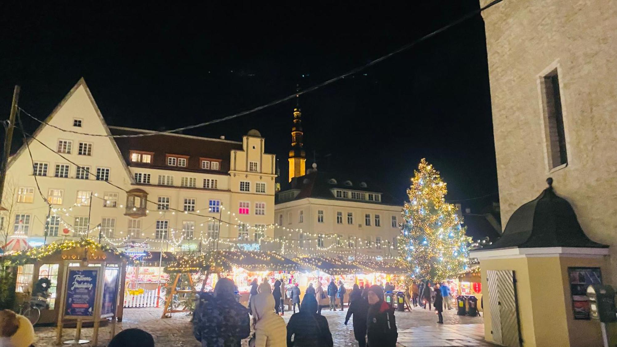 Cozy Oldtown Studio With Magnific City View Tallinn Ngoại thất bức ảnh